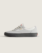 Load image into Gallery viewer, Vans Skate Curren Caples Grey