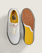 Load image into Gallery viewer, Vans Skate Curren Caples Grey