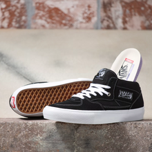 Load image into Gallery viewer, Vans Skate Half Cab Black/White