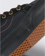 Load image into Gallery viewer, Vans x Spitfire Wheels Skate Sk8-Hi Reissue Shoe
