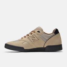 Load image into Gallery viewer, New Balance Numeric Tom Knox 600 Beige/Black
