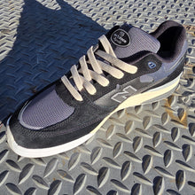 Load image into Gallery viewer, New Balance Numeric Andrew Reynolds 933 Black/Blue
