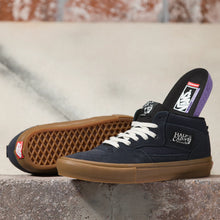 Load image into Gallery viewer, Vans Skate Half Cab Navy/Gum
