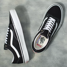 Load image into Gallery viewer, Vans Skate Old Skool Black/White
