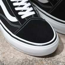 Load image into Gallery viewer, Vans Skate Old Skool Black/White
