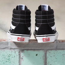 Load image into Gallery viewer, Vans Skate Sk8-Hi Black/White
